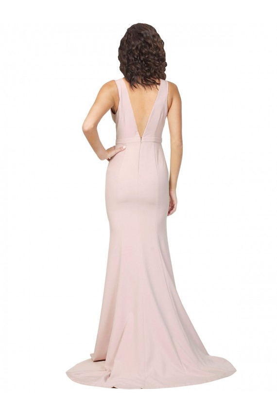 V-Back Sleeveless V-Neck Sheath Stretch Crepe Black Tie Evening Gown / Prom Dress / Bridesmaid Dress Worcester