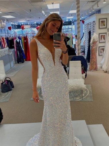 Sleeveless V-Neck Sheath Velvet Sequin Prom Dresses Worcester